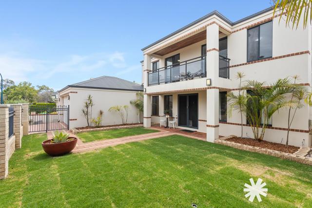 8 Mozart Mews, WA 6103