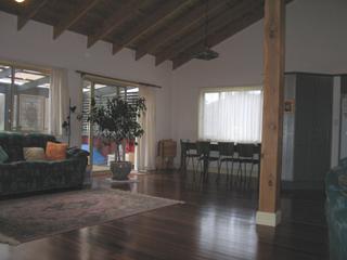 Lounge (2006-12-07)