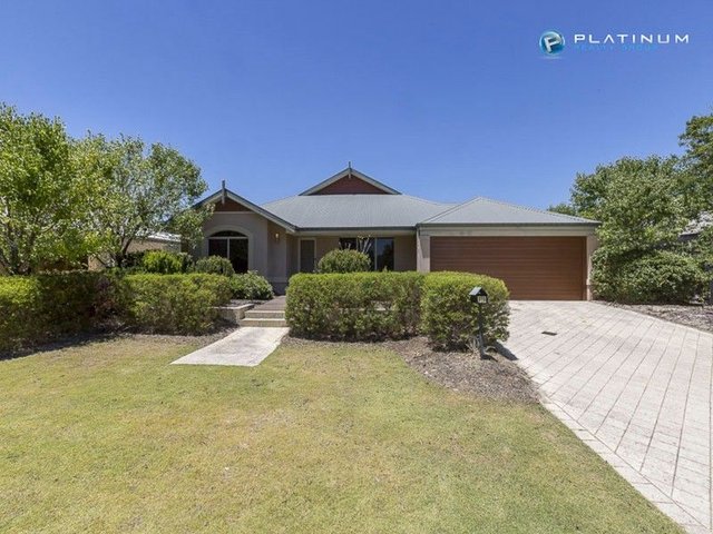 15 Tandara Fairway, WA 6065
