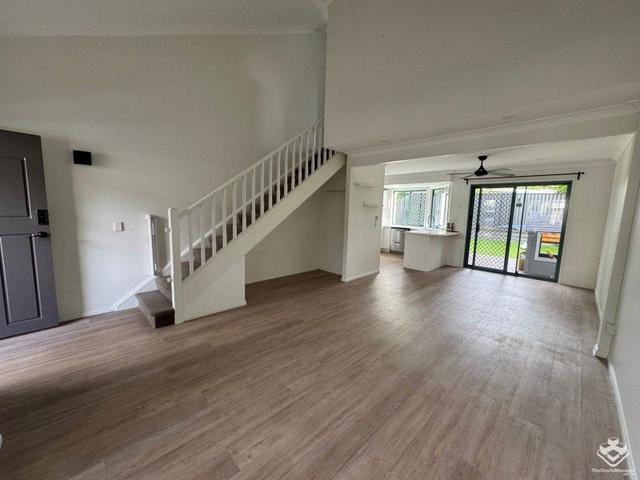 ID:21165203/87 Heeb Street, QLD 4214