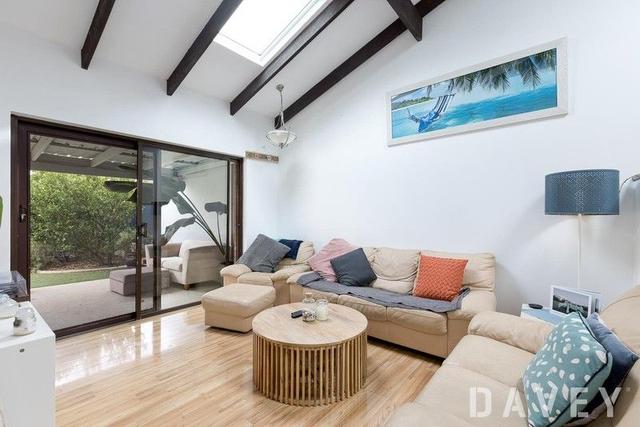 6/36 North Beach Road, WA 6020