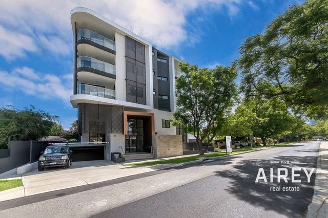 301/8 MacRae Road, WA 6153