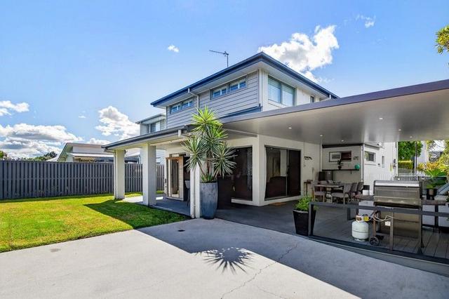 1 Stillwater Court, QLD 4212