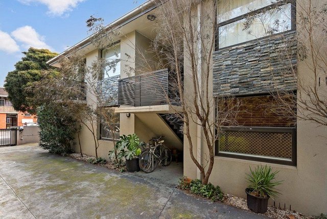 4/114 Commercial Road, VIC 3011