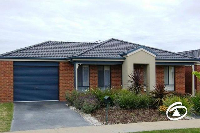 16 Howqua Place, VIC 3810