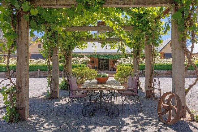 18 Coobah Road, NSW 2647