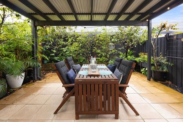 10/2219 David Low  Way, QLD 4573