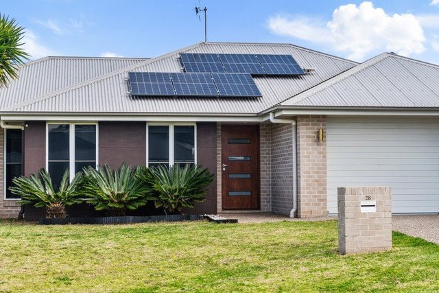 28 Renshaw Crescent, QLD 4350