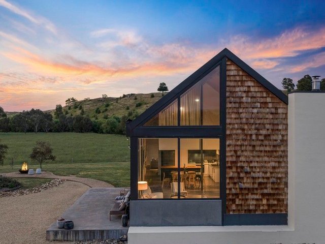 123 Graves Road, VIC 3722