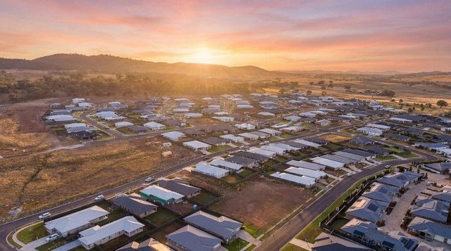 37 Hosking Street, NSW 2850