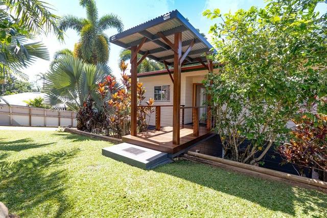 2 Dunkalli Cres, QLD 4852