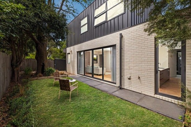 2/318A Balcombe Road, VIC 3193