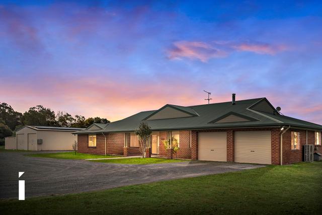 19 Broughton Circuit, NSW 2582