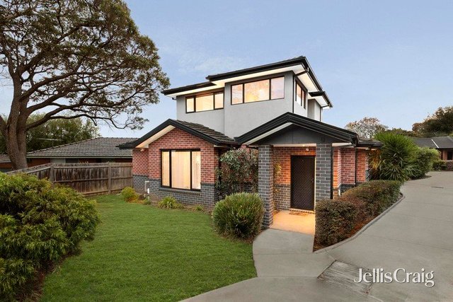 1/2 Salisbury Court, VIC 3150