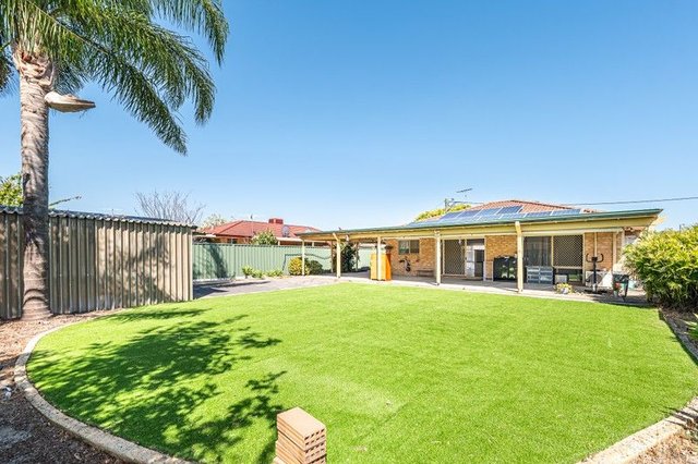 12 Carakine Grove, WA 6108