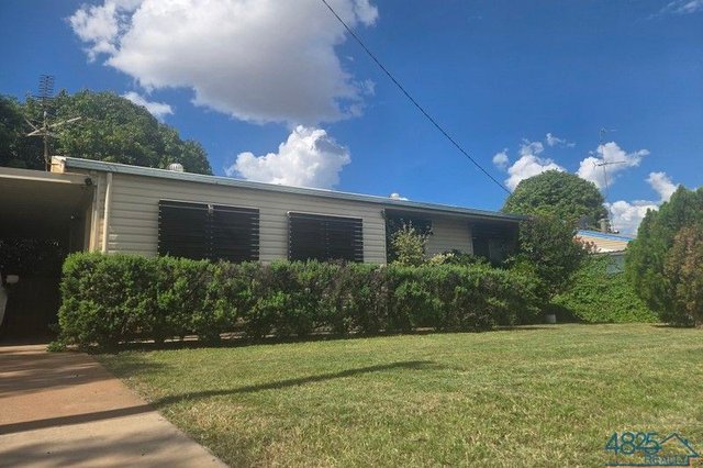 16 Labuan  Street, QLD 4825