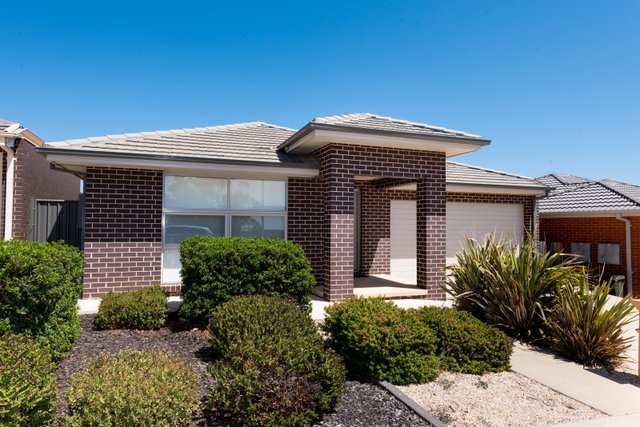 6 Dooley Binbin St, ACT 2914