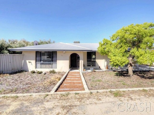 18 McNamara Drive, WA 6108