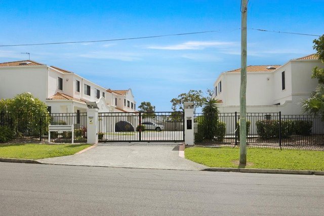 11/77 Bamboo Avenue, QLD 4217