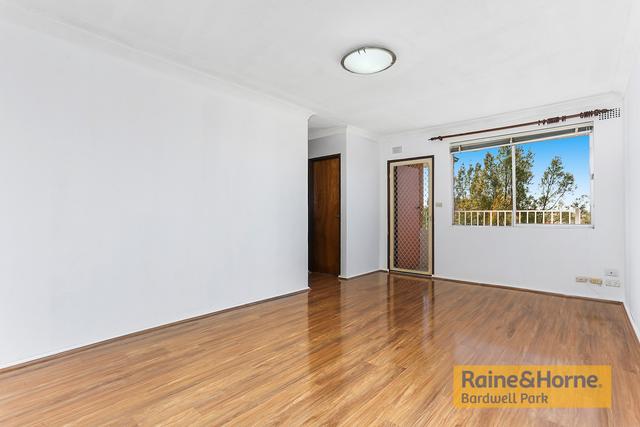 21/5 Phillip Street, NSW 2196