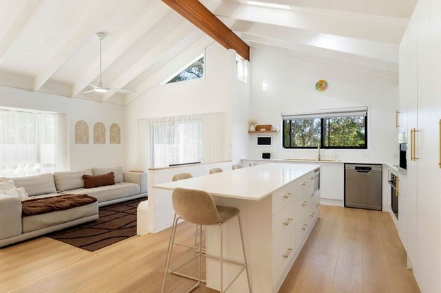 1 Dromana Crescent, QLD 4212