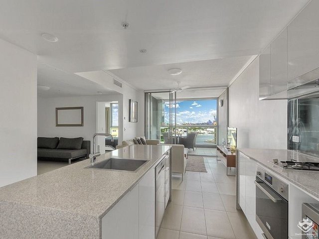 ID:21166387/2 Harbour Road, QLD 4007