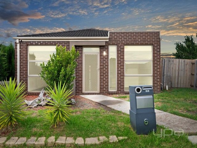 6 Roslyn Park Drive, VIC 3337