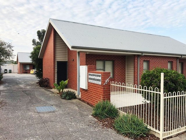 1/30 Trethowan Street, VIC 3047