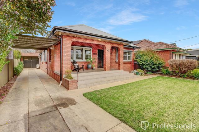 6 Wooden Street, NSW 2650