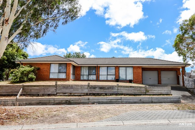 12 Redmore Court, VIC 3806