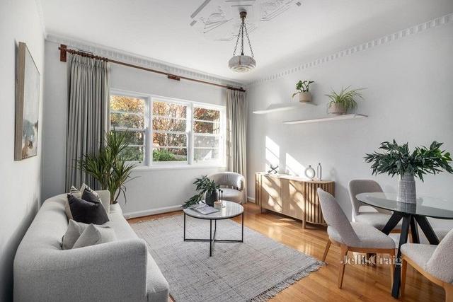 2/14 Garden Avenue, VIC 3002