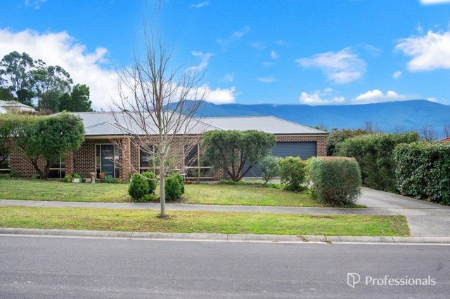 4 Rangeview Crescent, VIC 3797