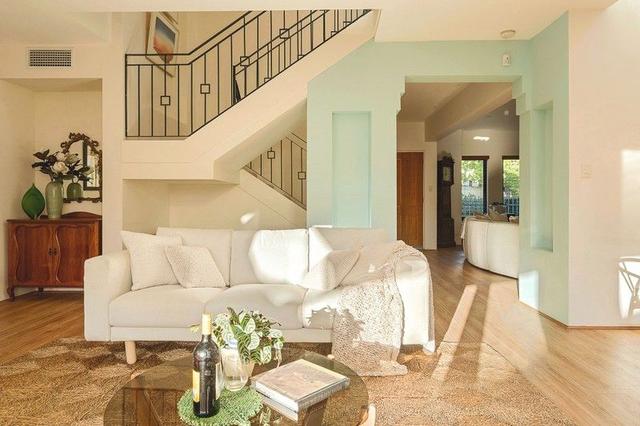 23 Tallow Tree Crescent, WA 6008