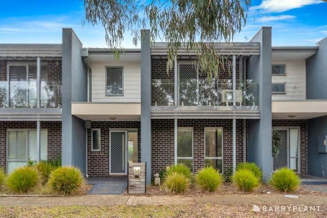 30 Greenhaven Gardens, VIC 3752