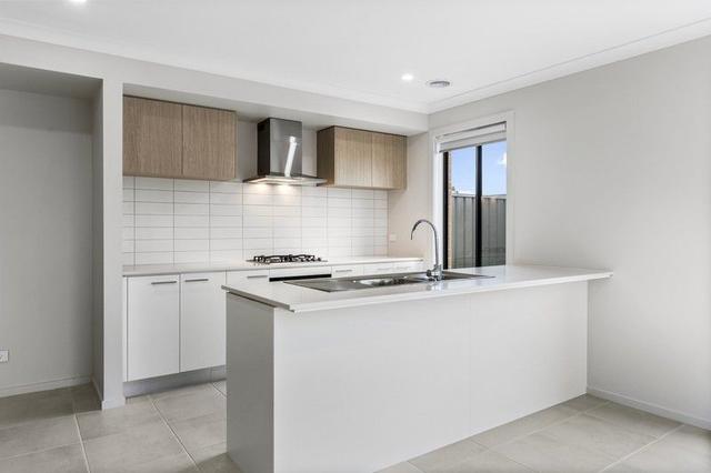 21 Buchanan Drive, VIC 3551