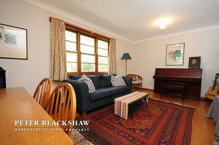 Living room (2010-10-27)