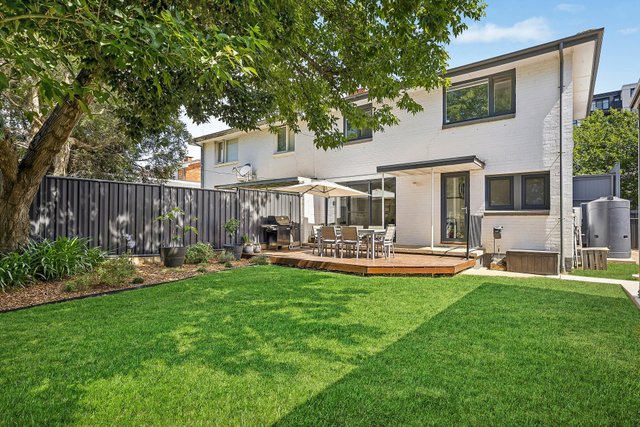 51 Antill Street, ACT 2602