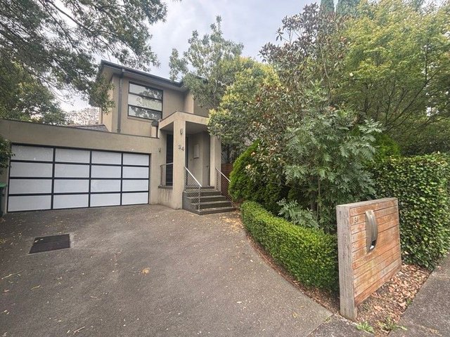 34 Waratah Drive, VIC 3107