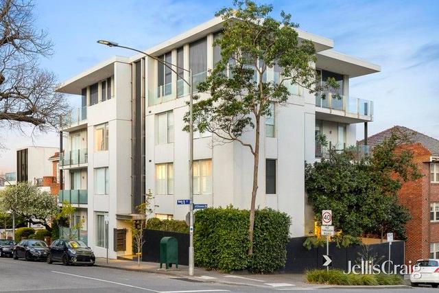 2/304 Walsh Street, VIC 3141