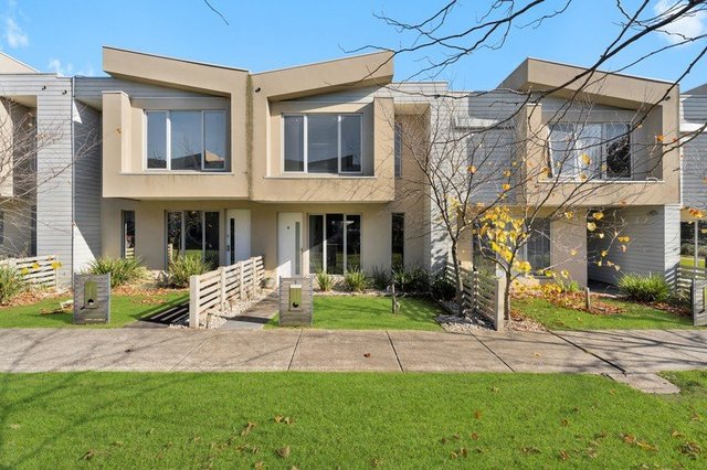 9 Nanea Path, VIC 3977