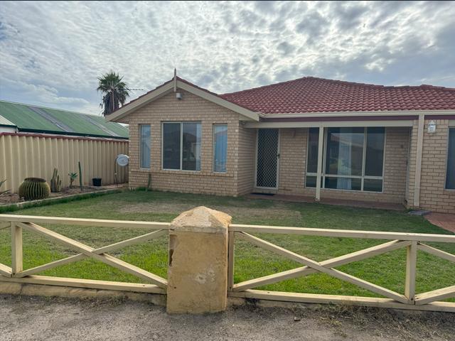 37 Ashton Close, WA 6530