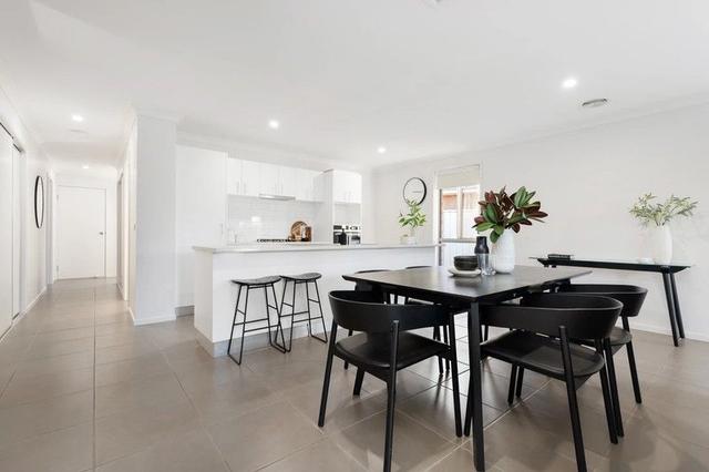 22 Royce Crescent, NSW 2641