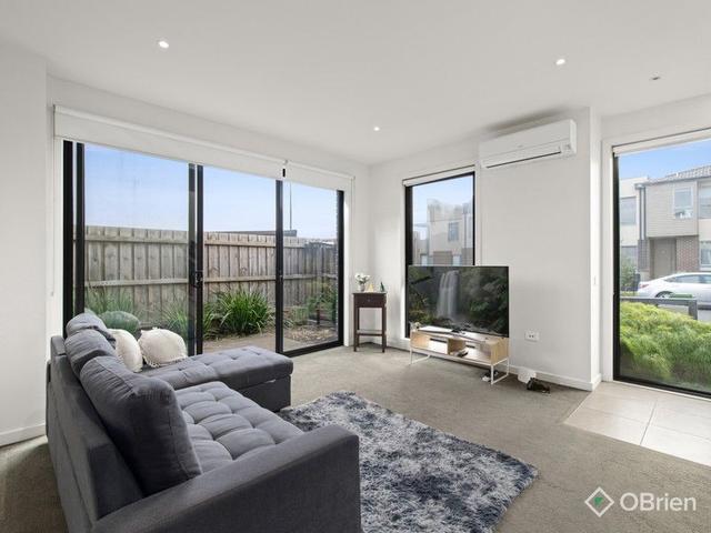 3 Braddon  Way, VIC 3975