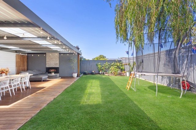 11 Madang Court, VIC 3915