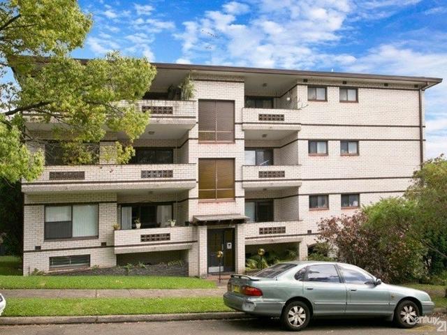 2/9-11 Hamilton Street, NSW 2218