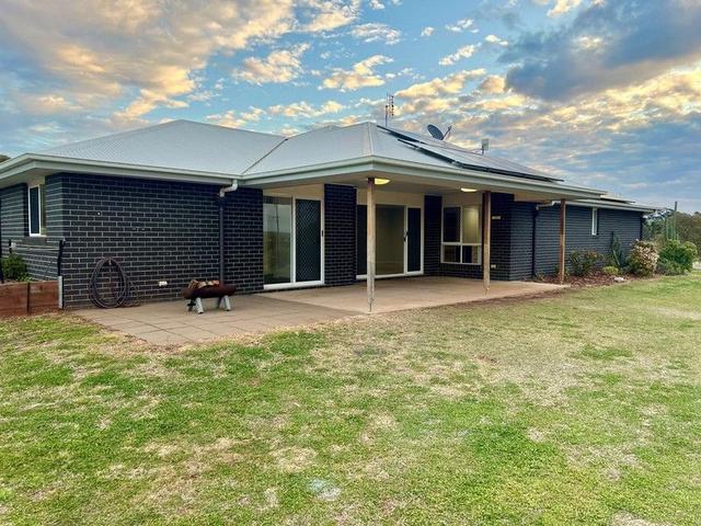 4 Sussex Drive, QLD 4401