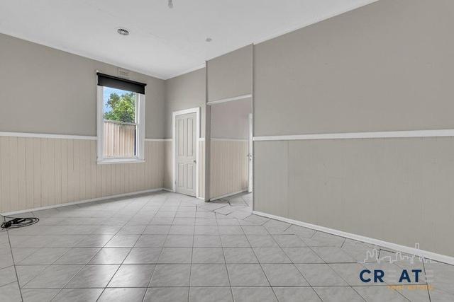 33 Ballarat Road, VIC 3012