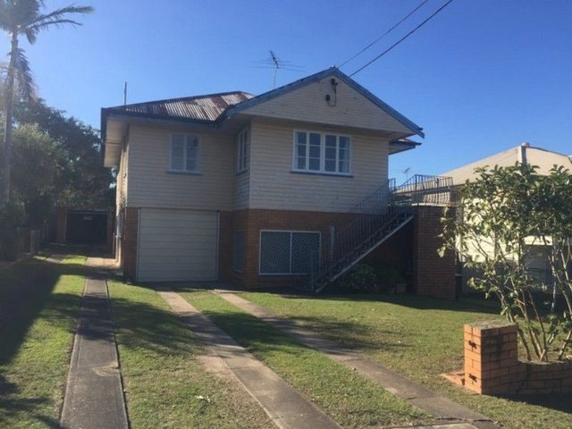 2/15 Thuruna Street, QLD 4053