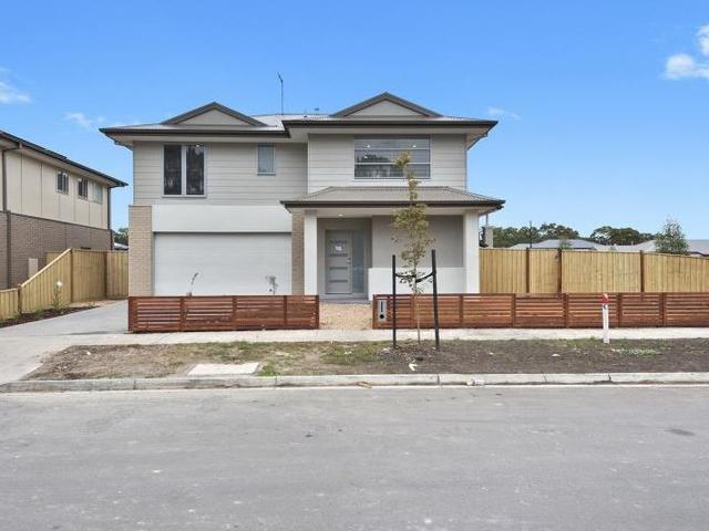 27 Marquee Circuit, VIC 3059