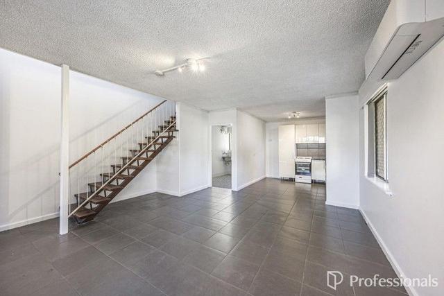 12/68 Fifth Road, WA 6112
